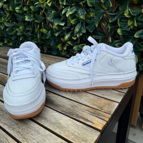 Women's White Reebok Classics - Picture 5 of 11